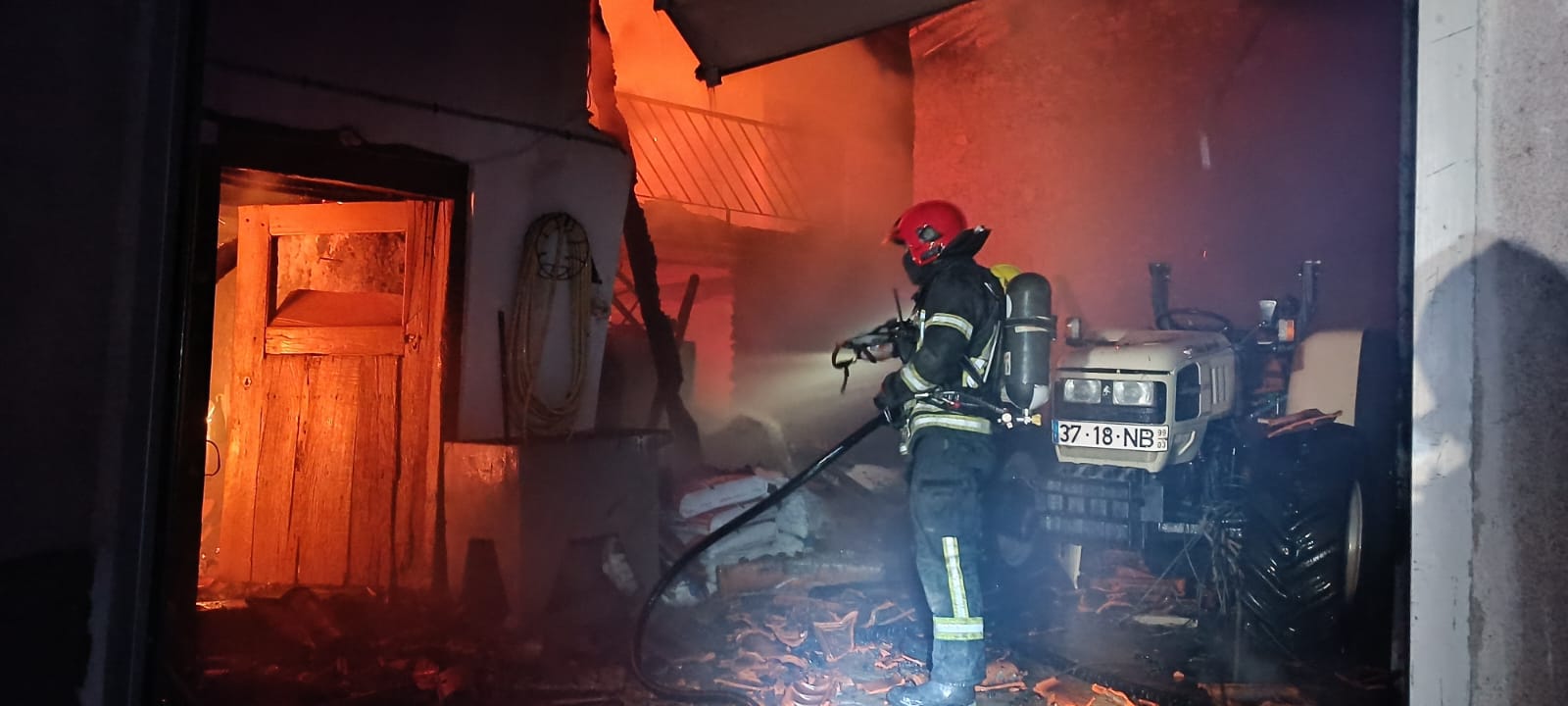 Bombeiros salvaram alfaias